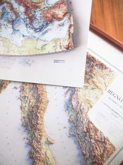 Italy topographic map published in 1922 and Mediterranean sea topographic map with bathymetric published in 1914, on shaded relief, by VizCart