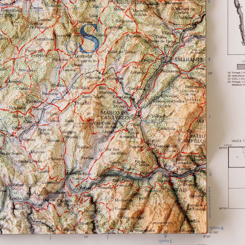 Porto (Portugal), Topographic map - 1944, 2D printed shaded relief map with 3D effect of a 1944 topographic map of Porto (Portugal). Shop our beautiful fine art printed maps on supreme Cotton paper. Vintage maps digitally restored and enhanced with a 3D effect. VizCart from Vizart